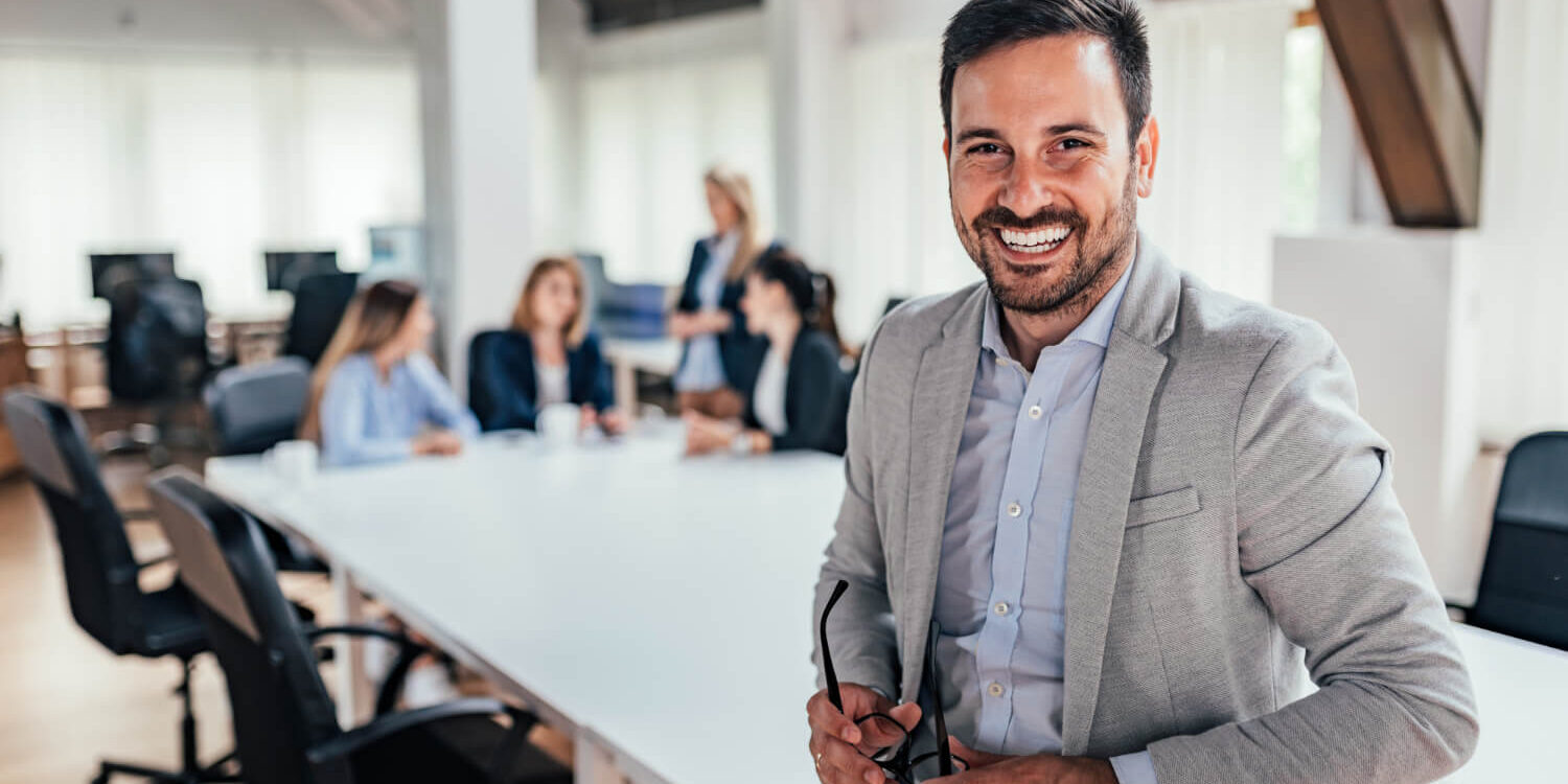 portrait-of-a-handsome-business-leader (1)
